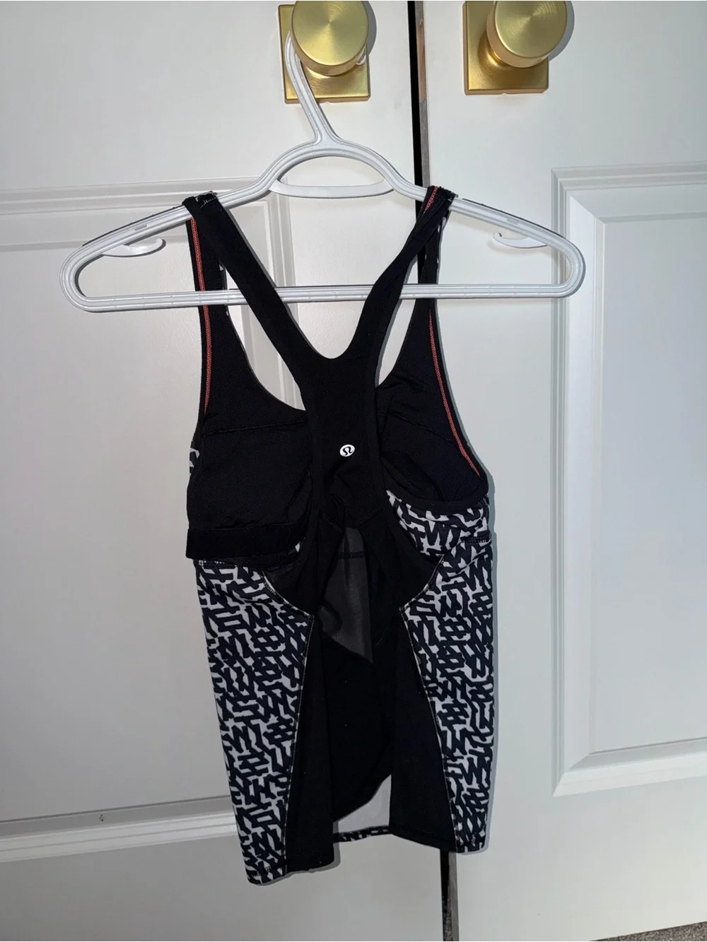 lululemon athletica fitted sleeveless